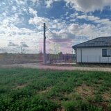 Gulia, teren intravilan curti-constructii, 516 mp, utilitati aproape